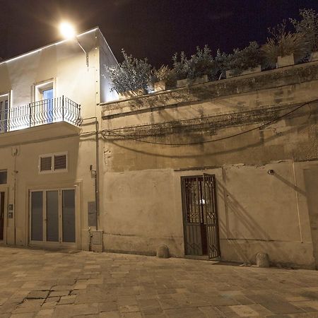 La Loggia Dei Rayno Panzió Lecce Kültér fotó